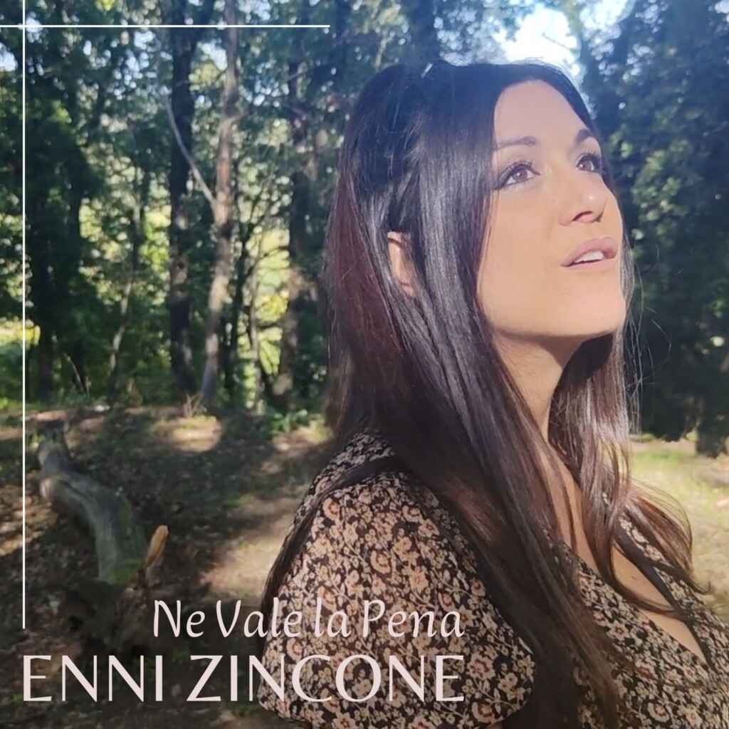 “Ne Vale la Pena”, l’invito musicale di Enni Zincone