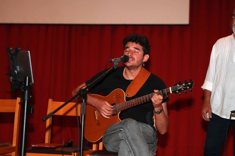 Intervista a quattro occhi con Biagio Andrea formidabile artista