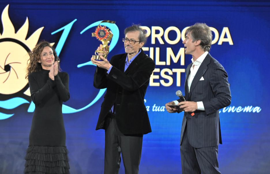 Marco Werba premiato per le Musiche di Hello Beautiful al Procida Film Festival