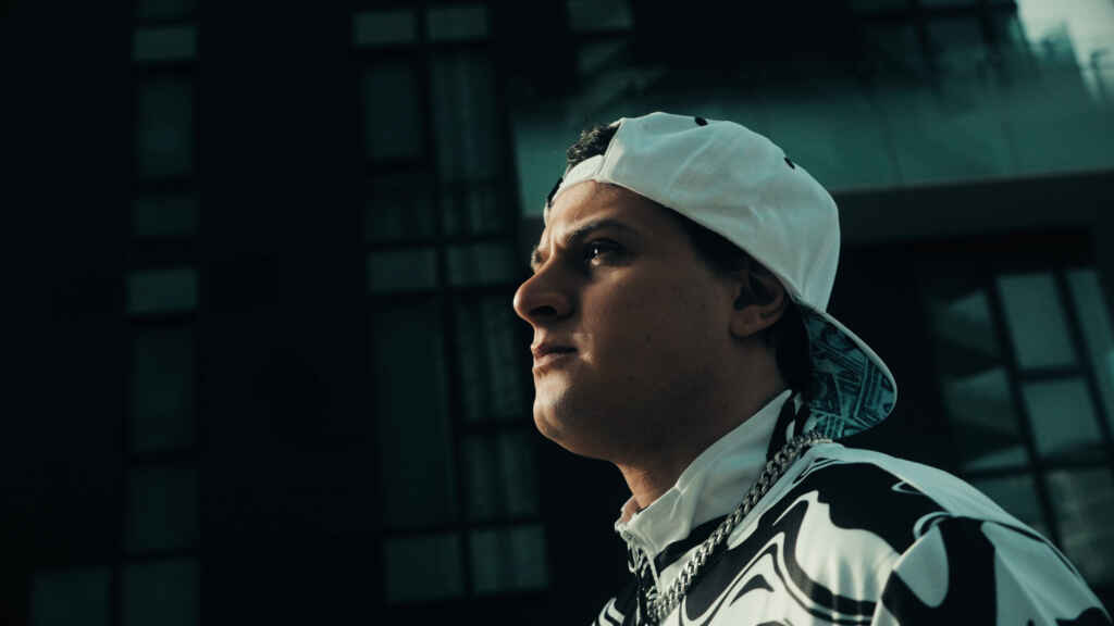 Tramo riapre il conto con il rap italiano: “Piombo” è l’ultimatum in barre di chi ha smesso di giocare